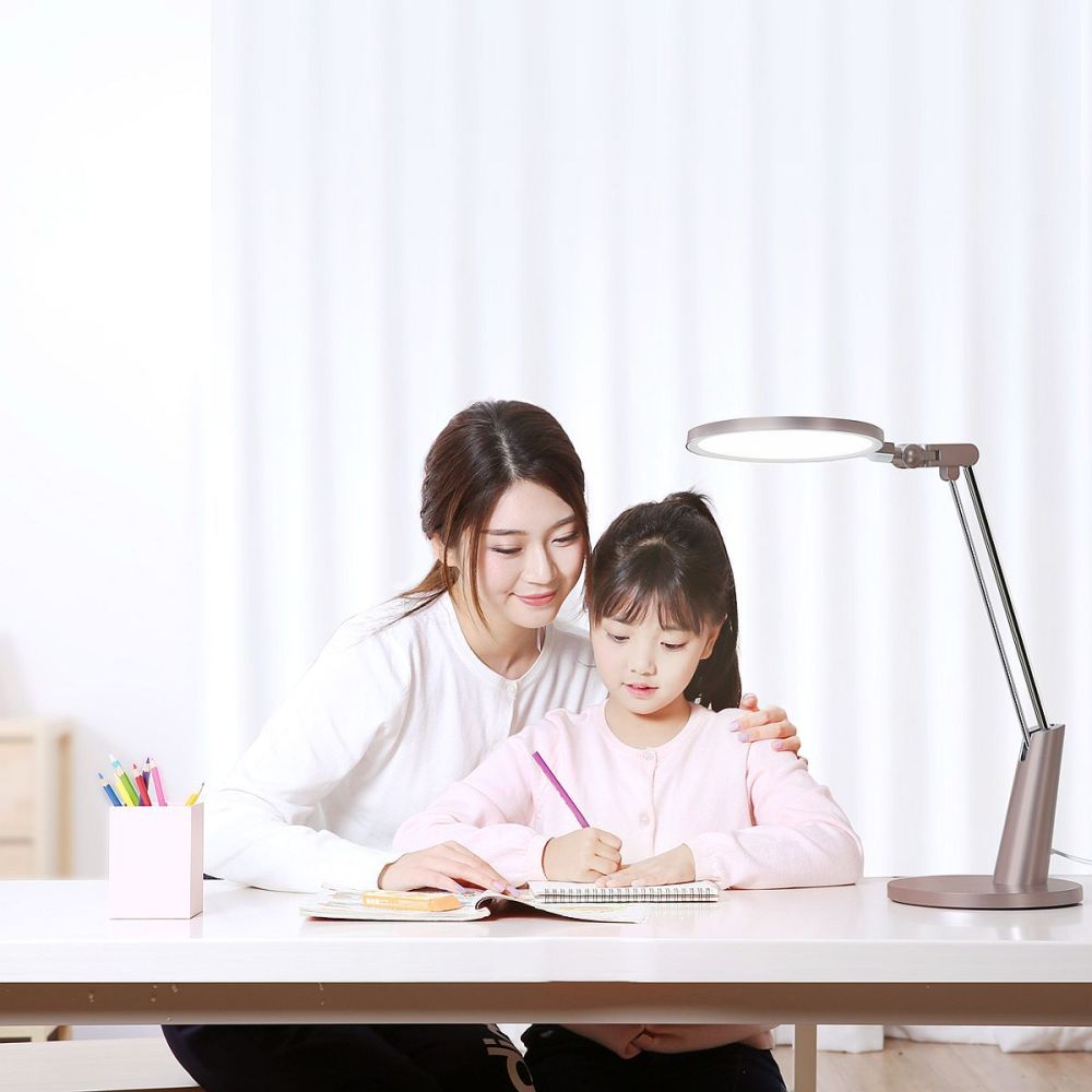 Serene Eye Friendly Desk Lamp Pro Yeelight Eye friendly light with glare protection medientechnik24